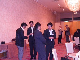 懇親会:名刺交換会